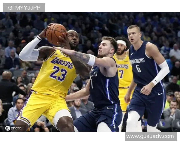 镜头回顾：东契奇这一幕令人泪目